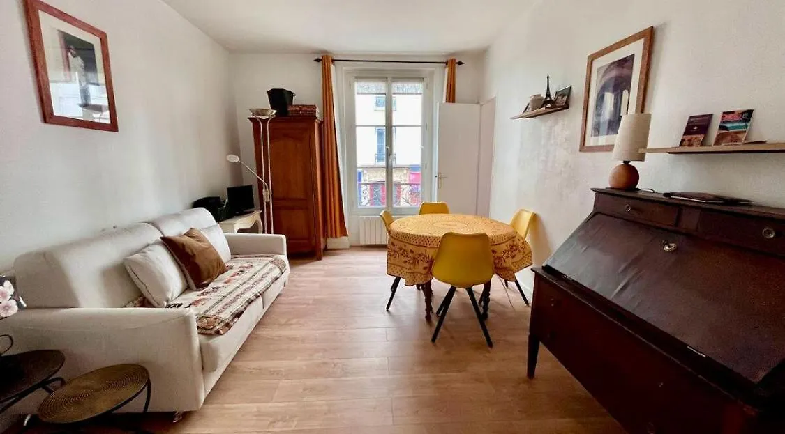 Nid Charmant Et Confortable Paris